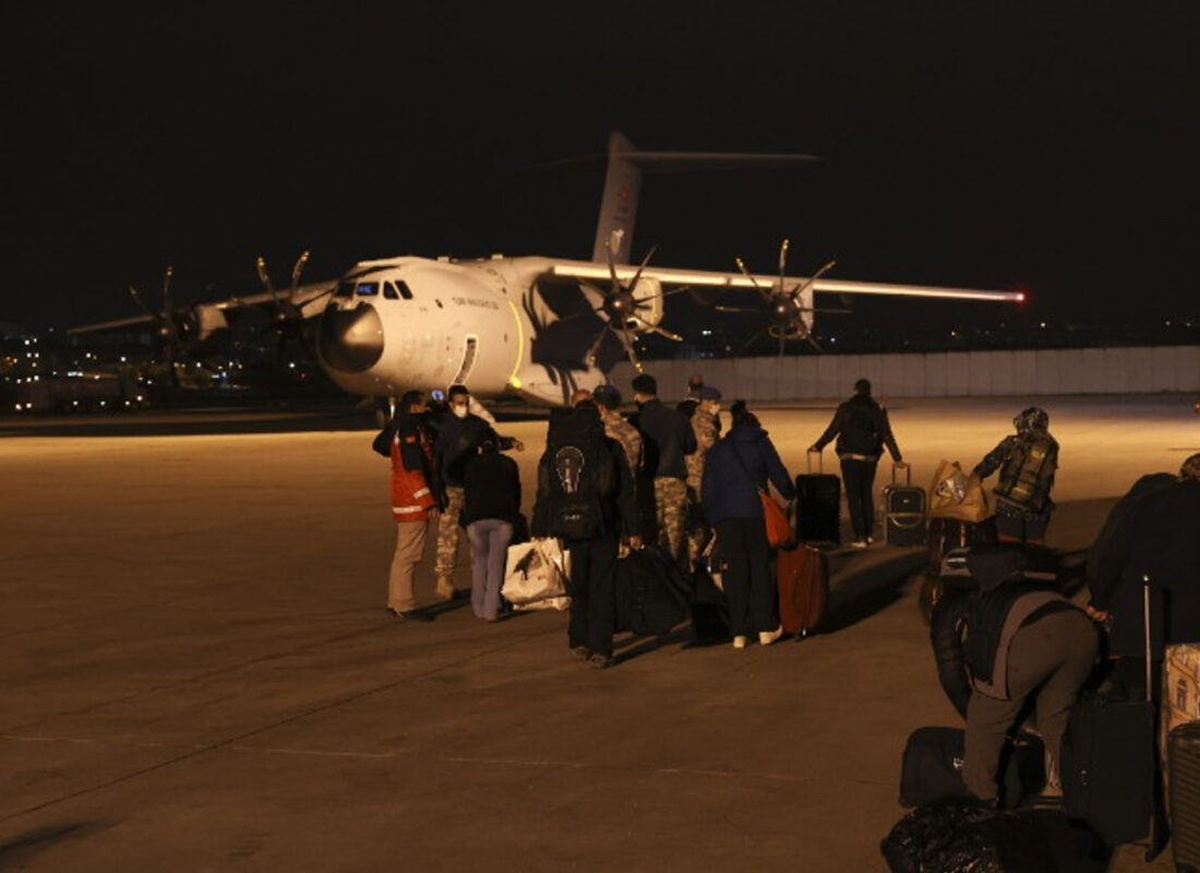Arakanlı Müslümanlara yardım taşıyan askeri kargo uçağımız yola çıktı