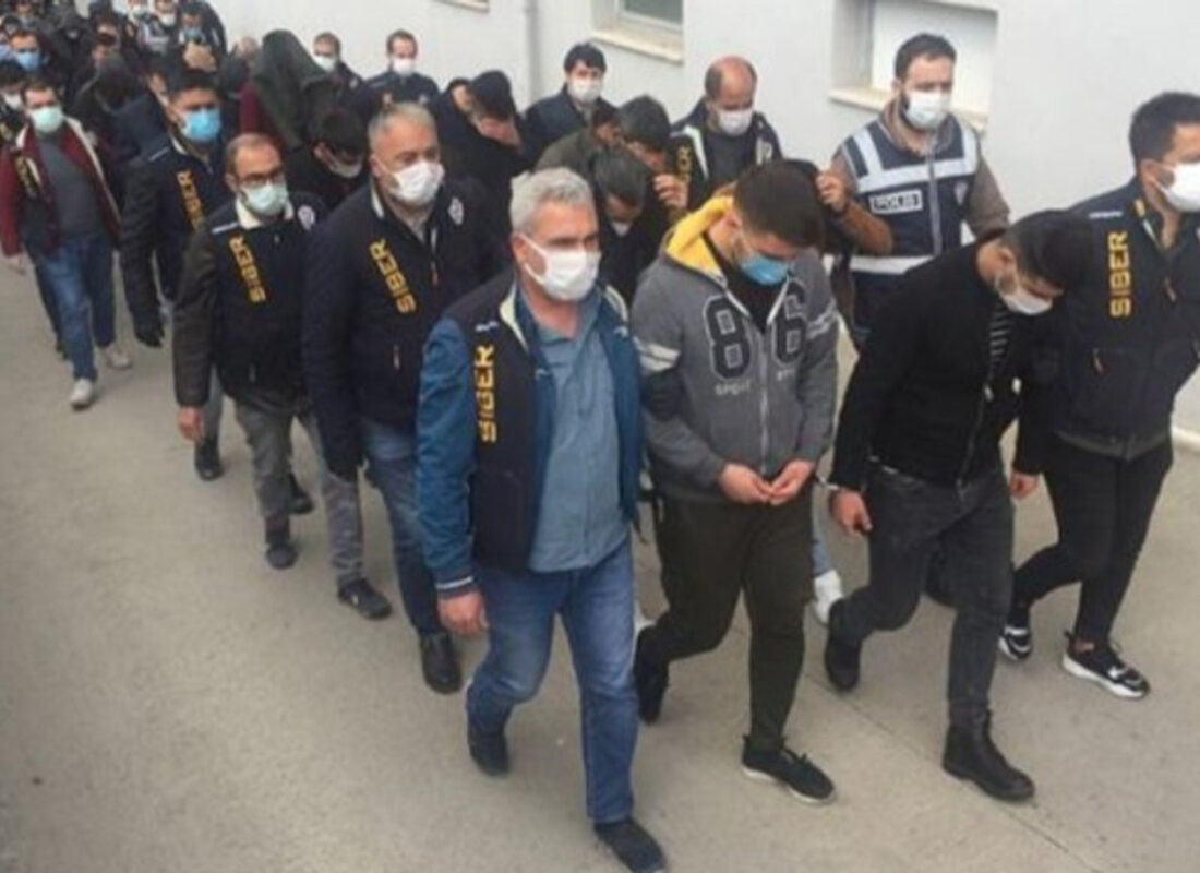 Garantili kupon yalanıyla çiftlik kurmuşlar!