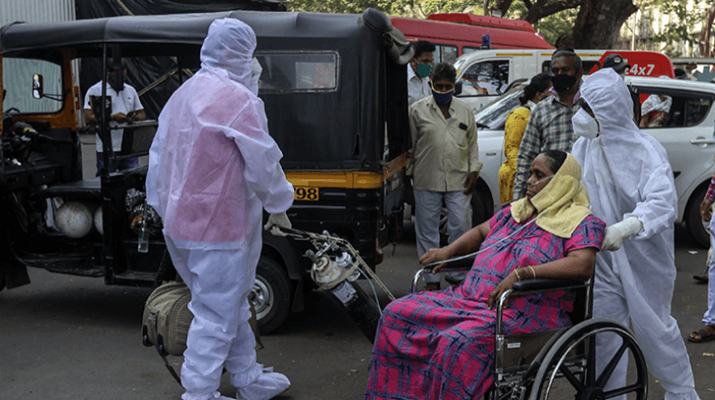 O ülkede günlük vaka sayısında rekor kırıldı ve sağlık sistemi çöktü