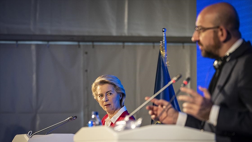 Der Spiegel: AB başkanlarının ziyaretindeki protokol olayının kaynağı Michel ve Leyen arasındaki anlaşmazlık