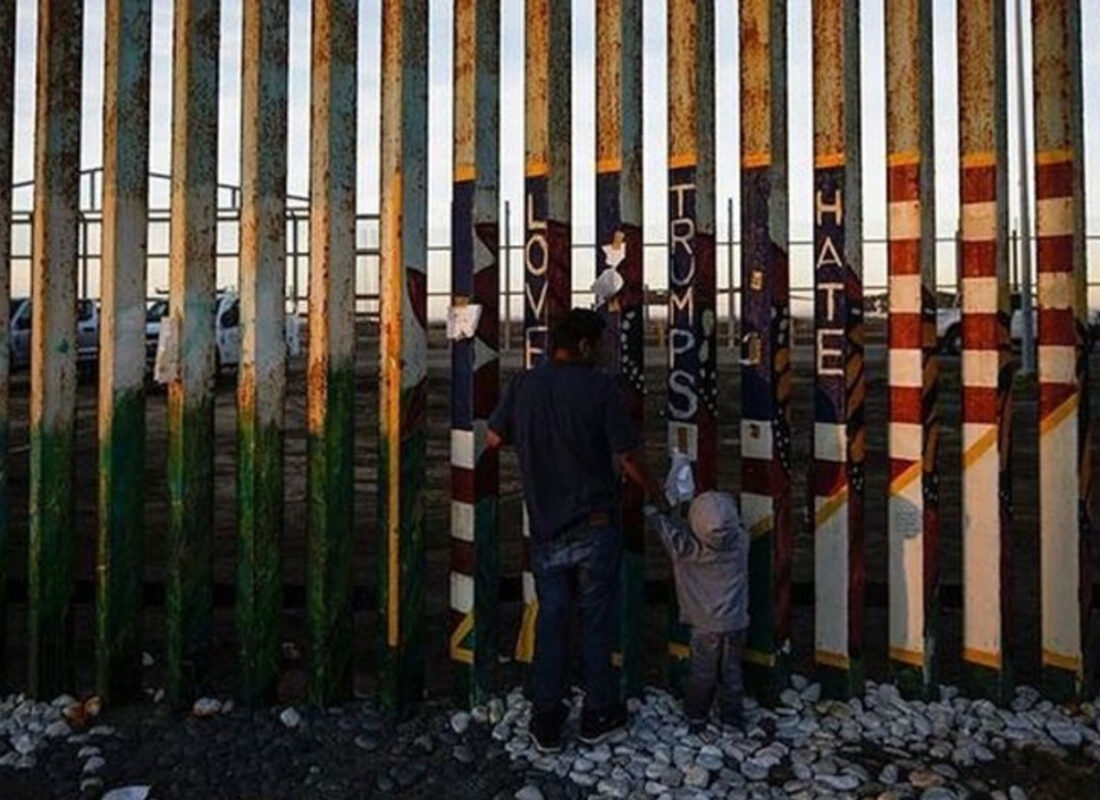 Biden, sınır duvarı projelerini iptal etti