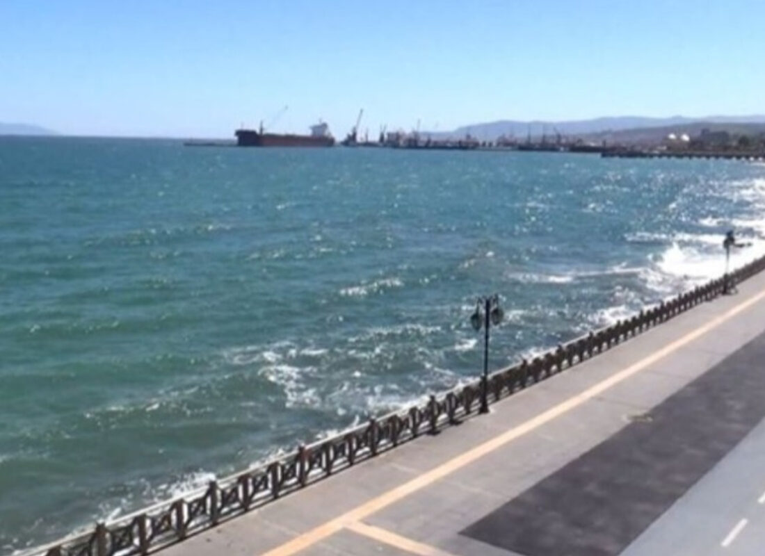 Deniz salyası kabusunu poyraz yok etti