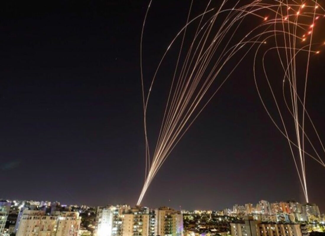 Isail’le Sıcak temas yaşanabilir