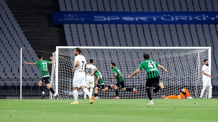 Kocaelispor TFF 1. Lig’e yükseldi