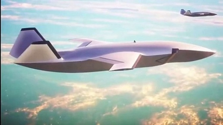 Türkiye’nin insansız jeti geliyor! Bayraktar’dan heyecanlandıran sözler