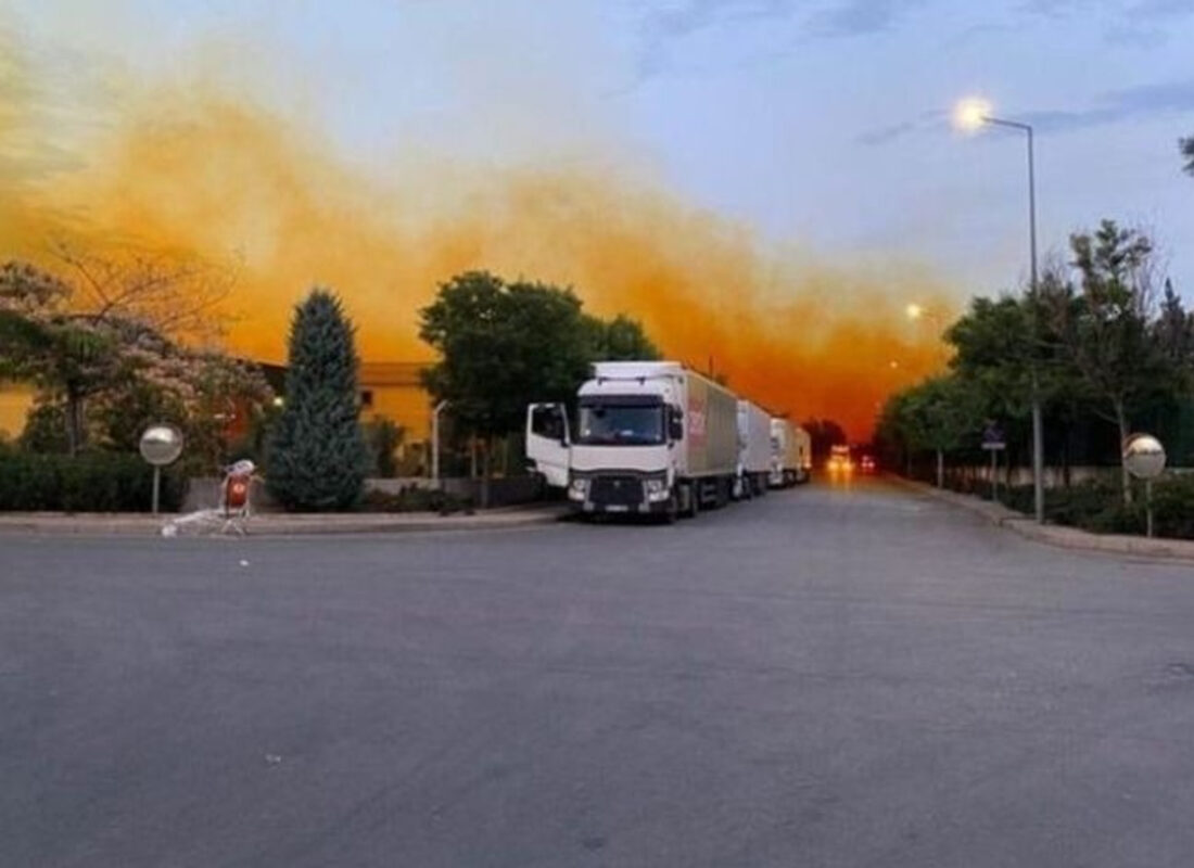 Faciadan dönüldü Fabrikanın asit tankı patladı