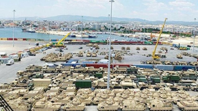 Türkiye’ye 40 kilometre uzakta! ABD bölgeyi cephaneliğe dönüştürüp 400 tank yığdı