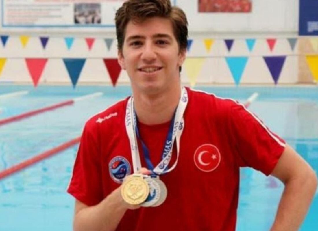 Derin Toparlak 1500 metrede dünya şampiyonu oldu