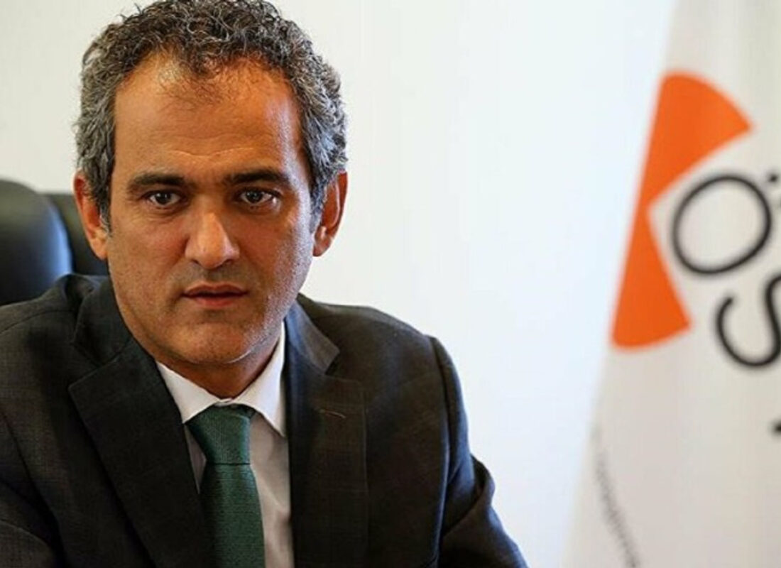 Milli Eğitim Bakanı Özer: Okullarımızın maskeden dezenfektana kadar tüm ihtiyaçları giderilmiş durumda