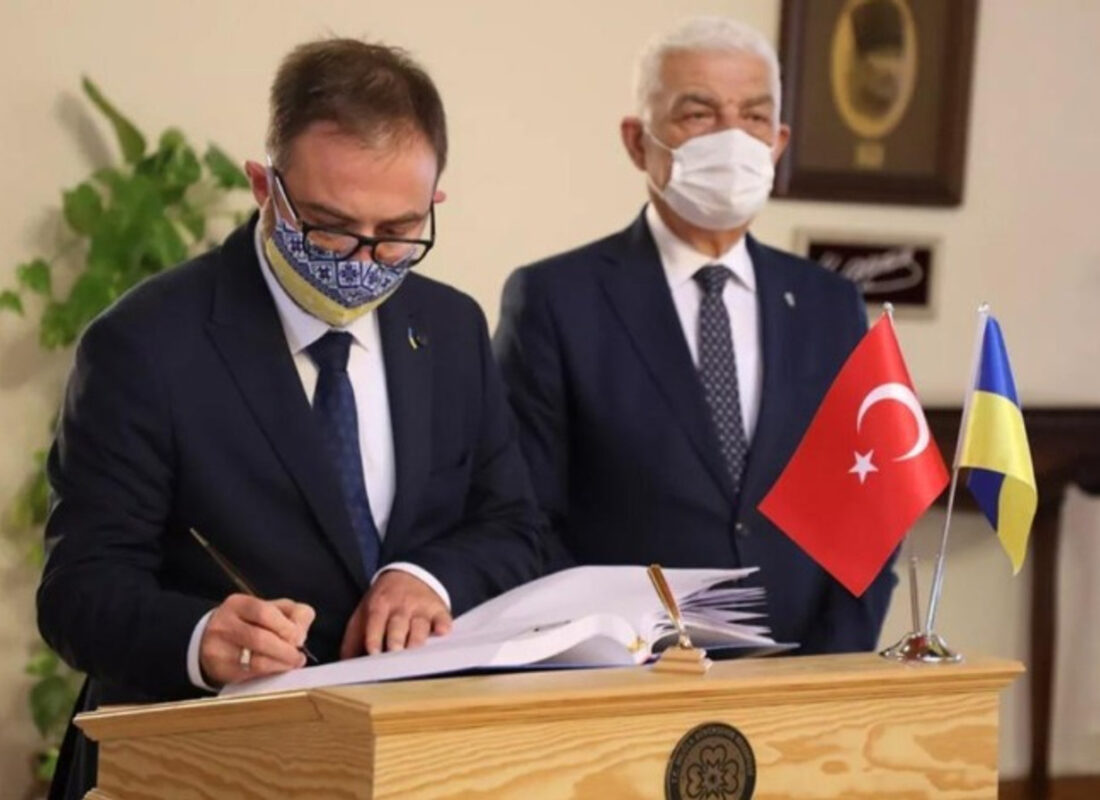 Rustamov: Biz buradayız, Türkiye’ye desteğimiz sonuna kadar sürecek