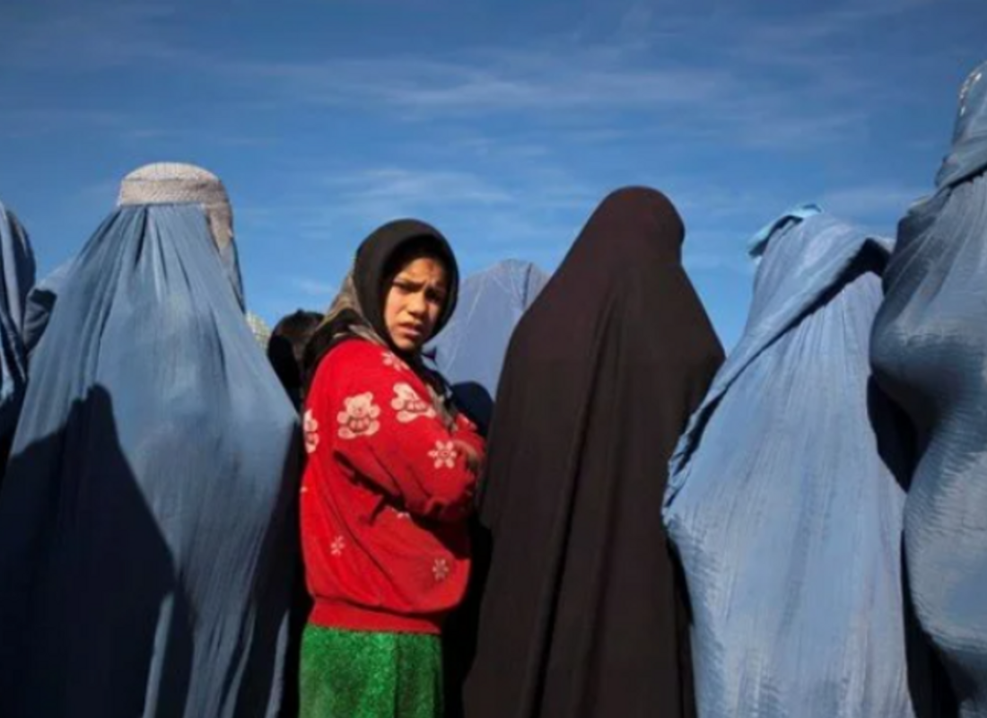 Taliban’dan açıklama: Kadınlar için üniversite kararı