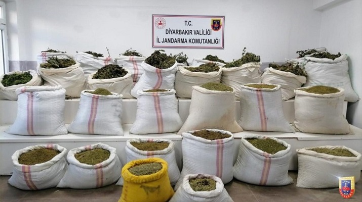 Diyarbakır, Bingöl ve Mardin’de zehir tacirlerine operasyon