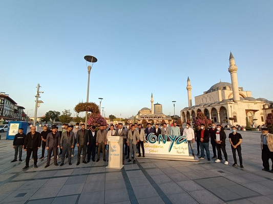 Konya Ülkü Ocakları’ndan Mevlana Hassasiyeti: Zilleti protesto ettiler