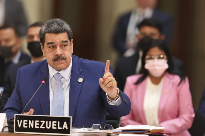 Maduro’dan Trump’a sert çıkış: Petrol tankeri kararı savaş ilanı gibi