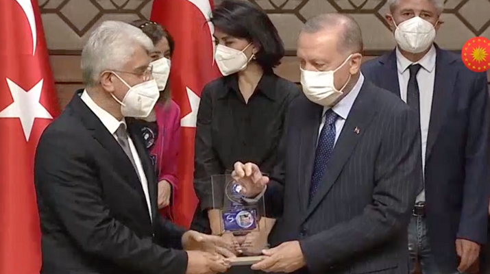 6. Anadolu Medya Ödülleri sahiplerini buldu! TÜRKGÜN yılın gazetesi seçildi!