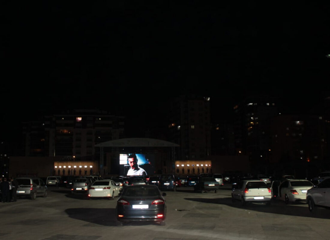 Ülkü Ocakları’ndan Açık Hava Arabada Sinema Film Gösterimi