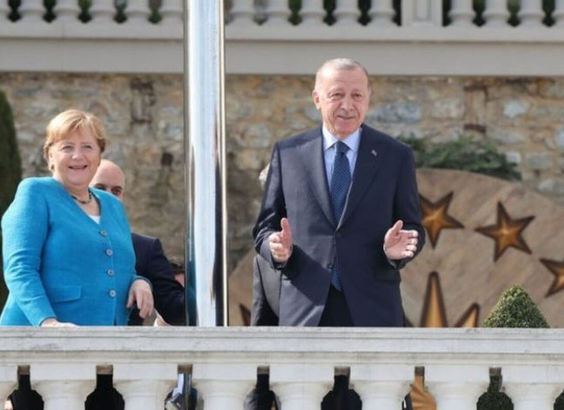 Erdoğan: Merkel’in çabalarını takdirle hatırlayacağız