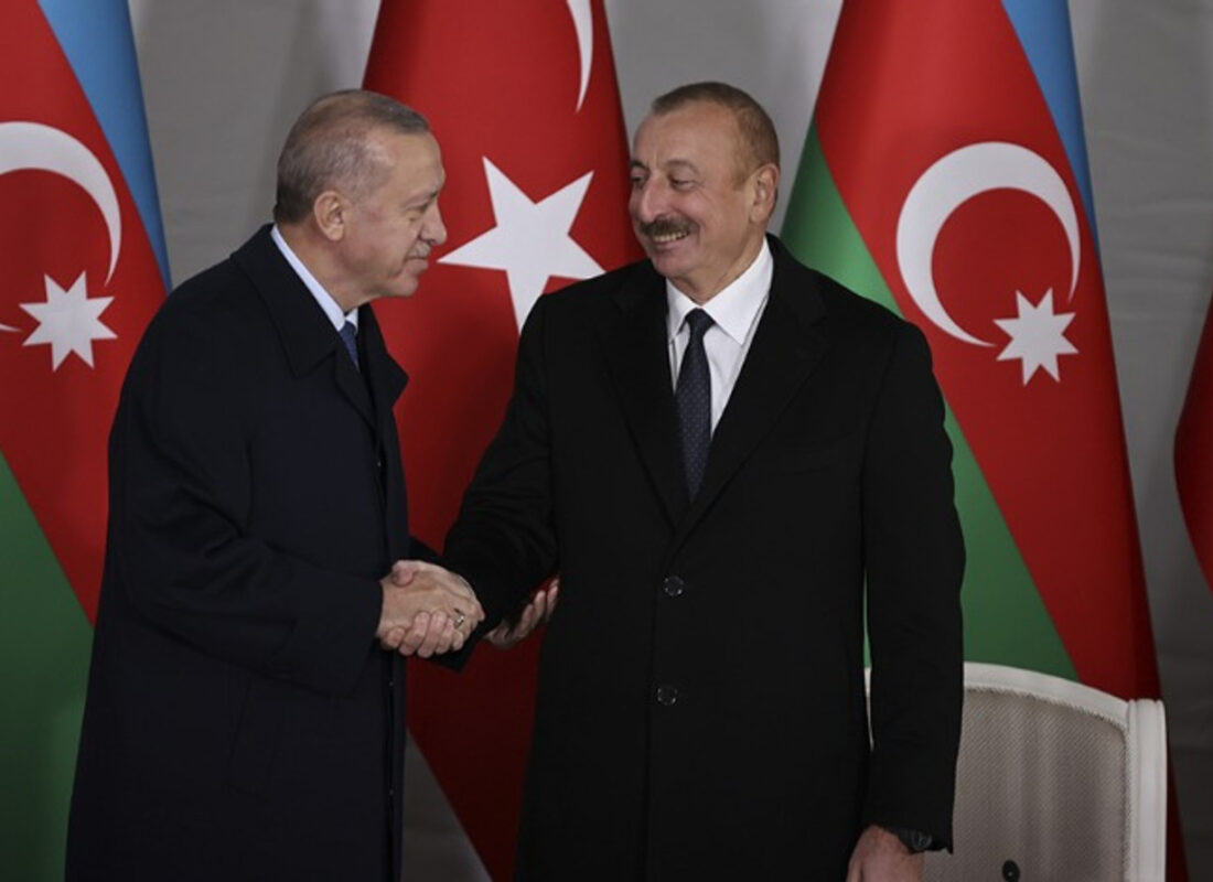 Aliyev’den İtalyan gazetesine verdiği mülakatta Türkiye’ye övgü
