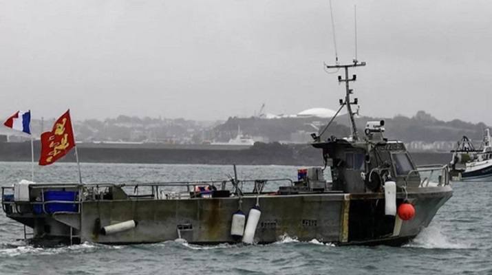 İngilizler sadece güç dilinden anlıyor!