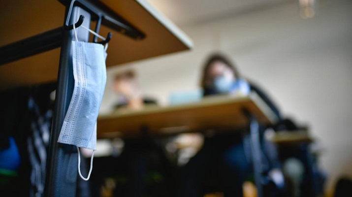 Maske zorunluluğu kalktı mı? Bakan Koca açıkladı