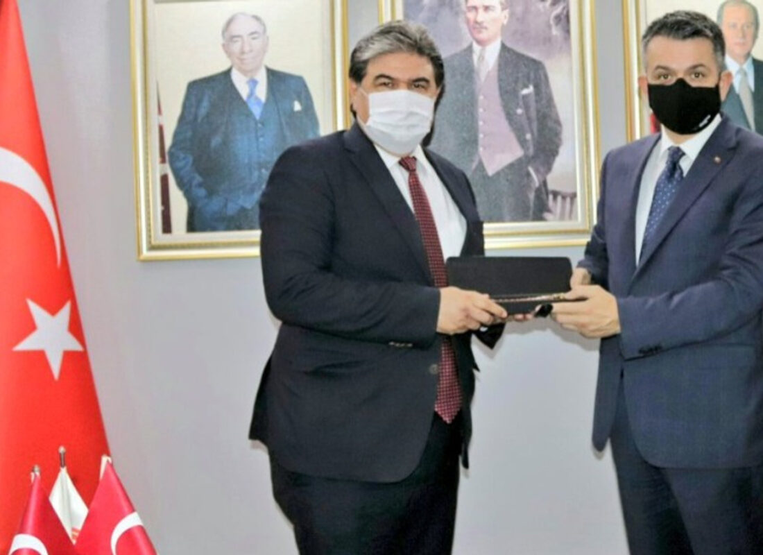 Bakan Pakdemirli ve Sarıeroğlu’ndan MHP Adana İl’e ziyaret…