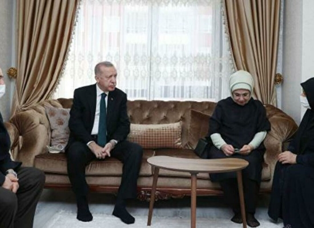 Erdoğan’dan Başak Cengiz’in ailesine taziye ziyareti