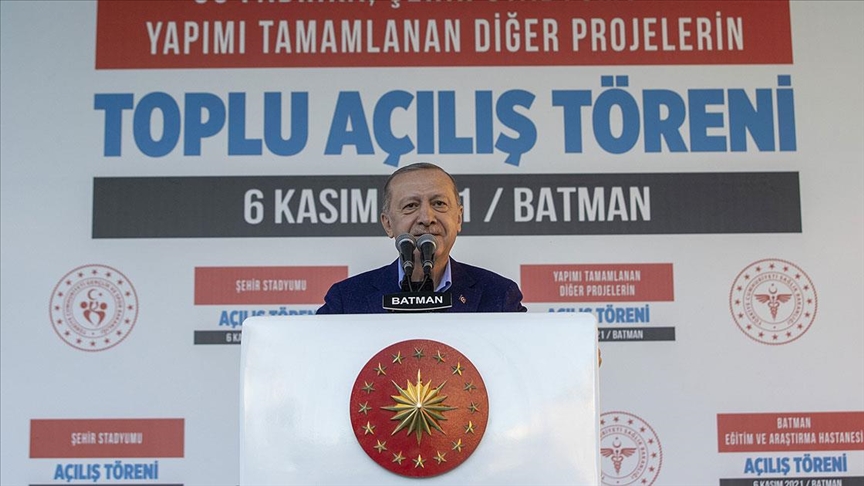 Cumhurbaşkanı Erdoğan: “Türkiye, dimdik ayakta durdukça sinsi ve alçak hesapları olanların öfkesi kabarıyor”