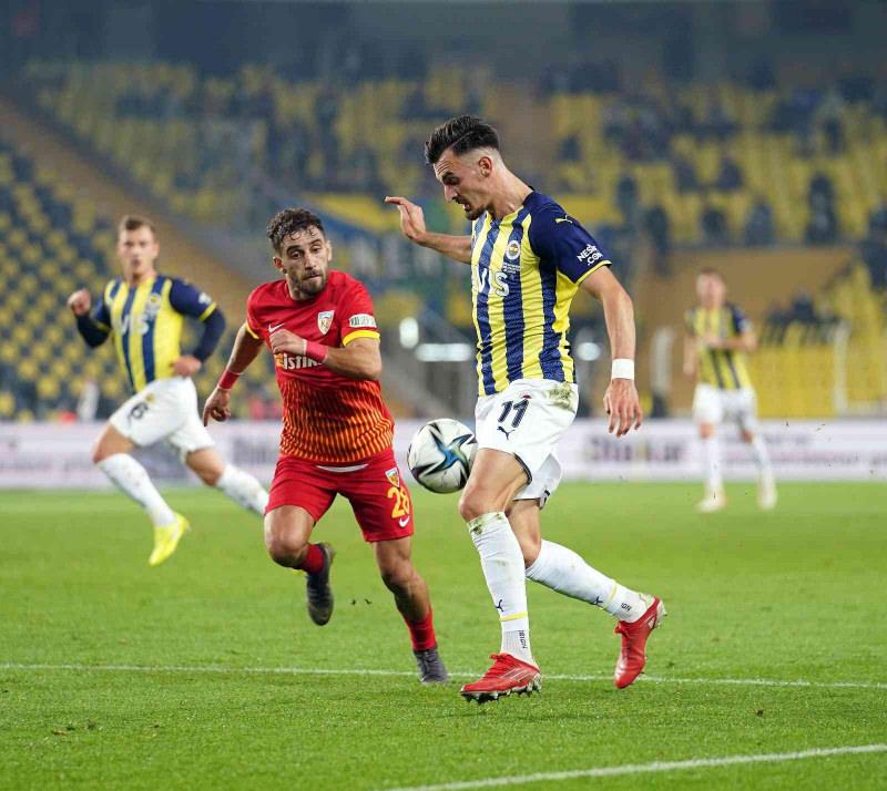 Fenerbahçe bir puanı 90+9’da kurtardı