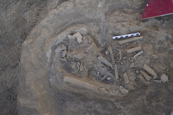 Van’da ilk kez Pers İmparatorluğu’na ait mezar bulundu