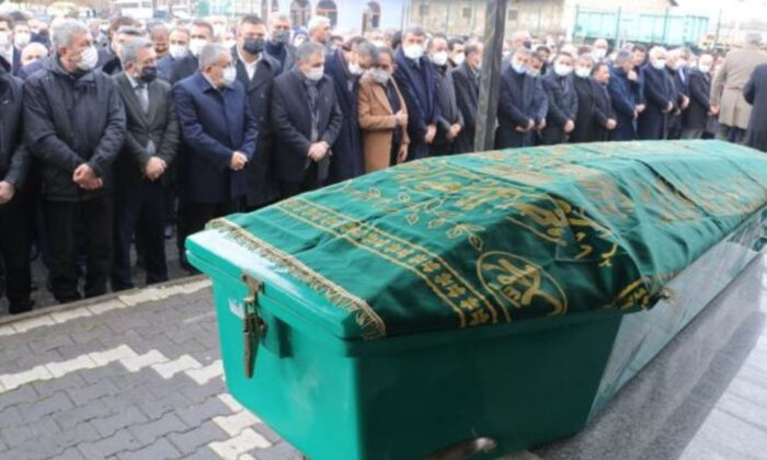 MHP’li Durmaz’ın vefat eden babası, Yozgat’ta son yolculuğuna uğurlandı