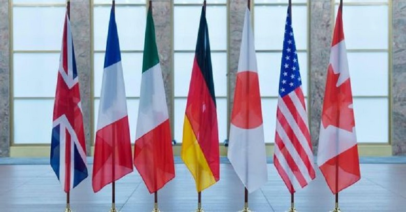 Putin’i tehdit etti, İran’a rest çekti! ”Bu son şans”