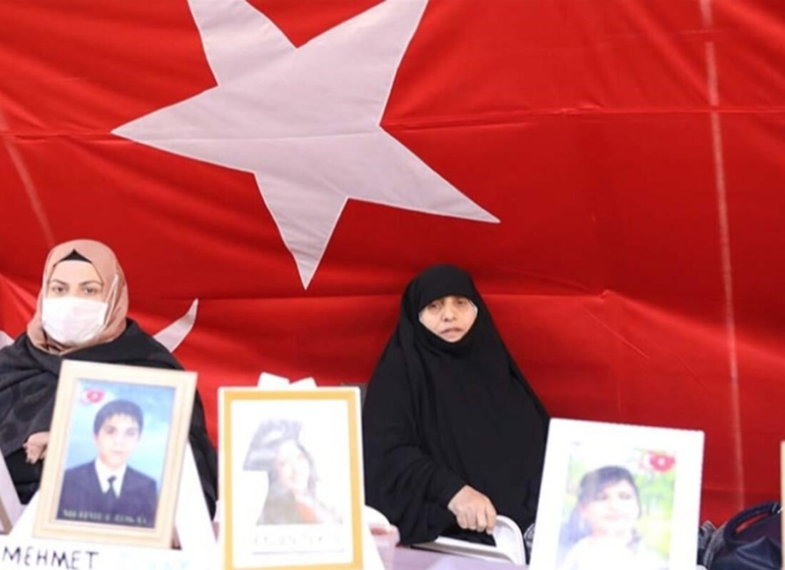 Diyarbakır anneleri evlat nöbetini kararlılıkla sürdürüyor