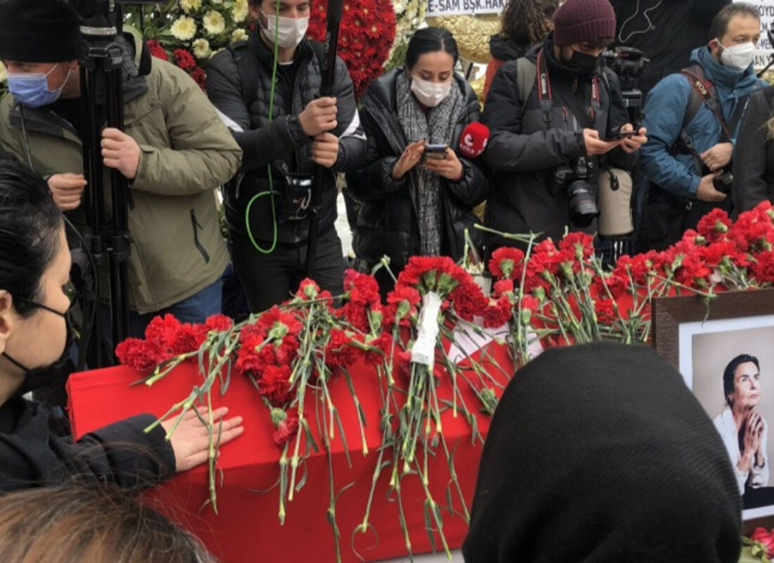 Usta isim Fatma Girik son yolculuğuna uğurlandı