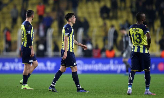 Fenerbahçe, Adana Demirspor’a kendi evinde mağlup oldu