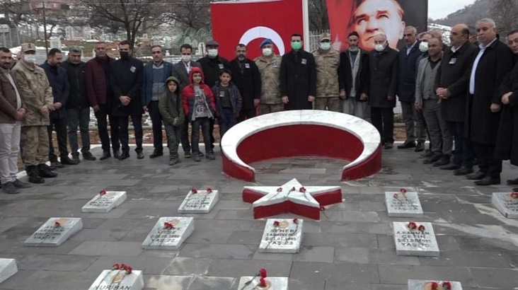 PKK’nın Hamzalı’da katlettiği 23 şehit törenle anıldı