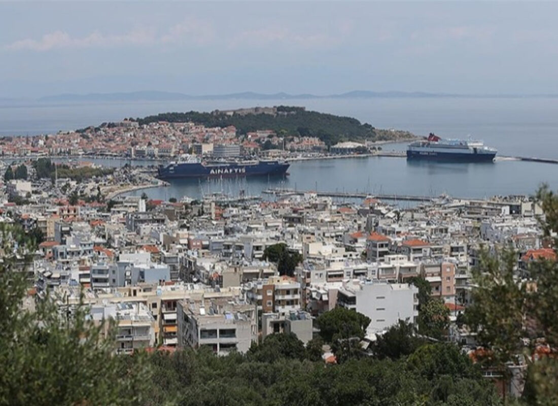 Yunanistan uluslararası anlaşmalara rağmen Doğu Ege adalarını silahlandırıyor