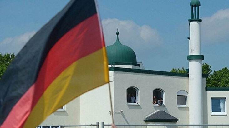 Berlin’de bir camiye kundaklama girişiminde bulunuldu
