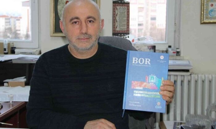 “Bor Bilimi” kitabının Türkçe çevirisi yayınlandı