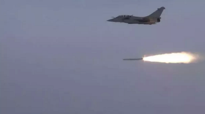 Ukrayna’da bombardıman uçağı alarmı: Sığınaklara inin