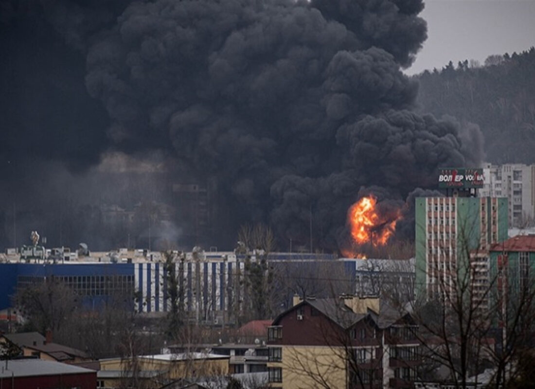 Lviv’de yakıt deposu 2 güdümlü füzeyle vuruldu