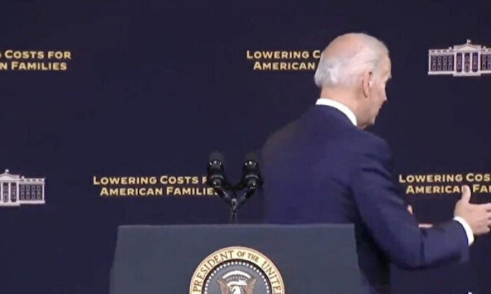 ABD Başkanı Joe Biden’nin görünmeyen dostları yine boşlukla tokalaştı