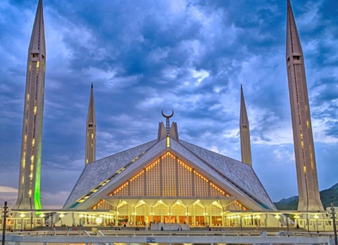 Pakistan’da bir Türk imzası: Faysal Camii
