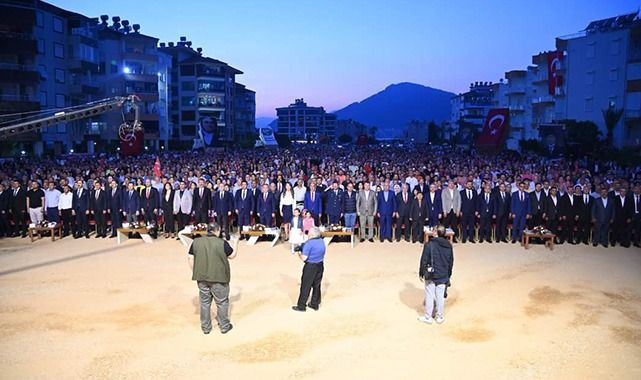 Anamur’da görkemli Dr. Devlet Bahçeli Sahil Parkı açılışı!