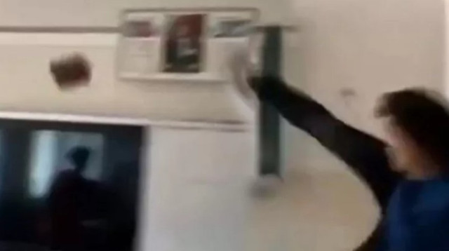 Kur’an-ı Kerim’e tekme atan lise öğrencisi büyük tepki toplamıştı! Cezası belli oldu…