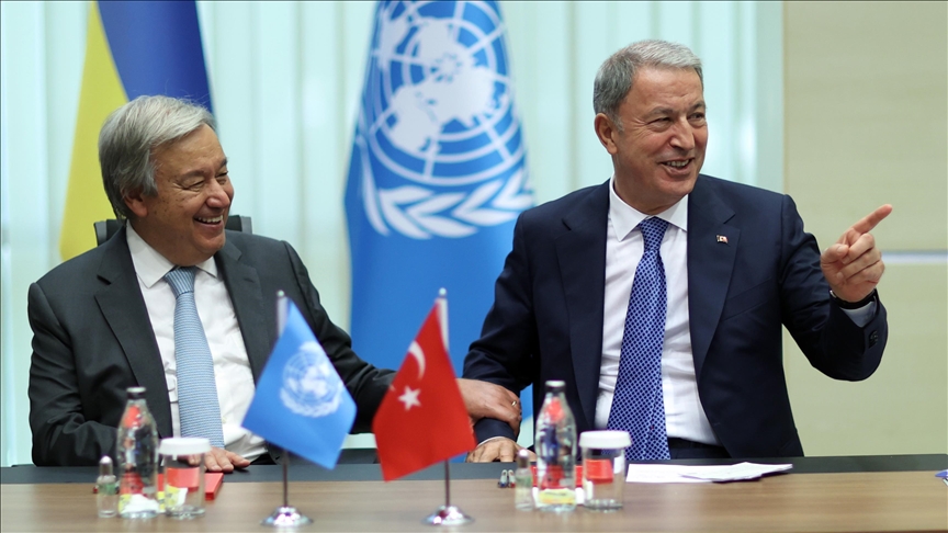 Bakan Akar: Ukrayna limanlarından toplam 656 bin 349 ton tahıl sevkiyatı gerçekleştirildi