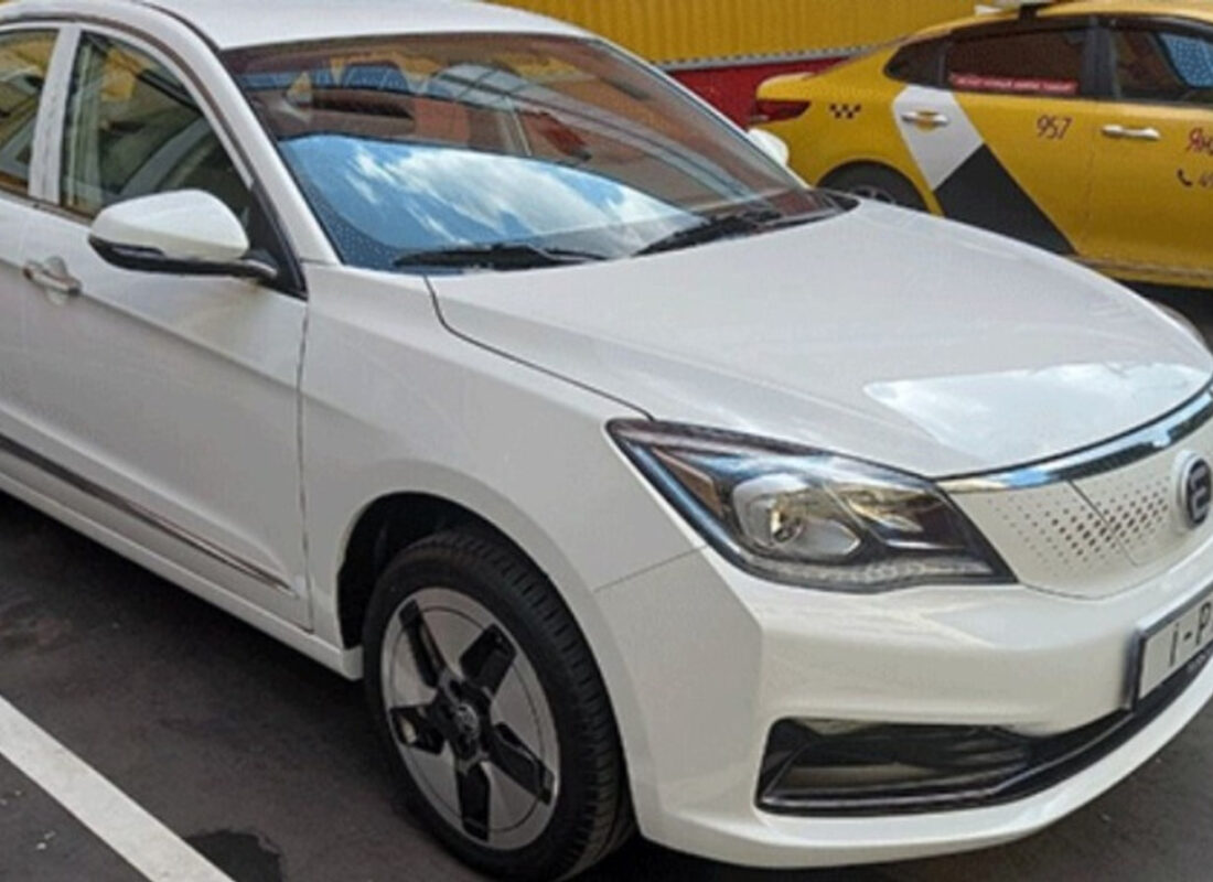 Rusya’nın ilk elektrikli otomobilinin fiyatı belli oldu