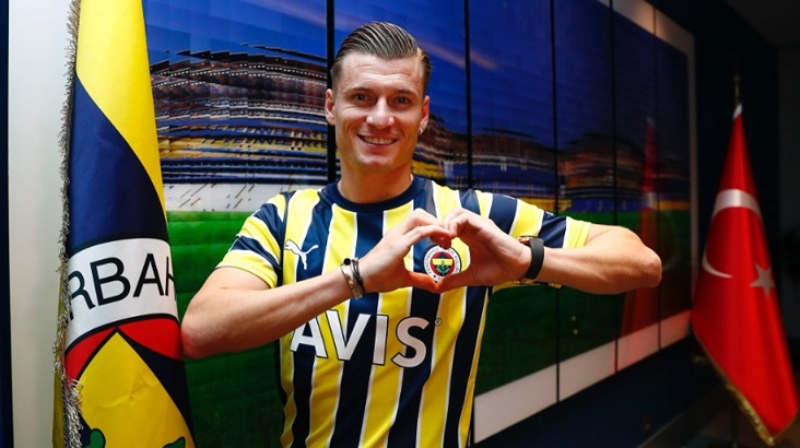 Fenerbahçe Alioski transferini resmen açıkladı
