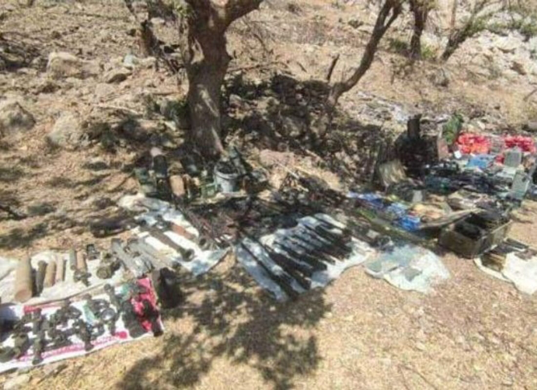Pençe-Kilit bölgesinde silah ve mühimmat ele geçirildi