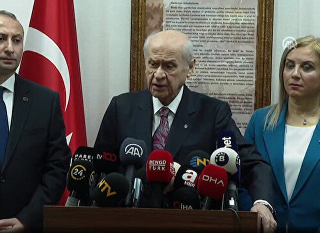 MHP lideri Devlet Bahçeli, TBMM’de gazetecilerin sorularını yanıtladı