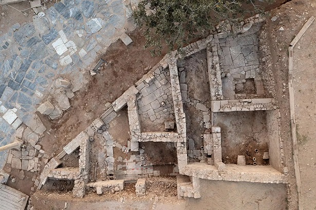 Efes Antik Kenti’nde Hz. Muhammed (s.a.v)’in yaşadığı döneme ait mahalle bulundu